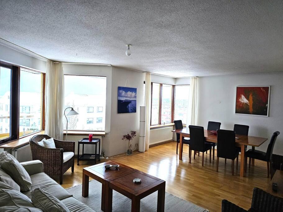 GarthabaerFamily Penthouse With Great View公寓 外观 照片