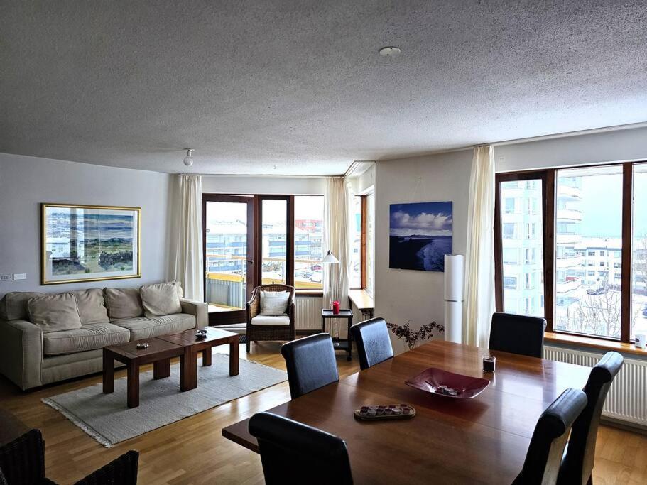 GarthabaerFamily Penthouse With Great View公寓 外观 照片